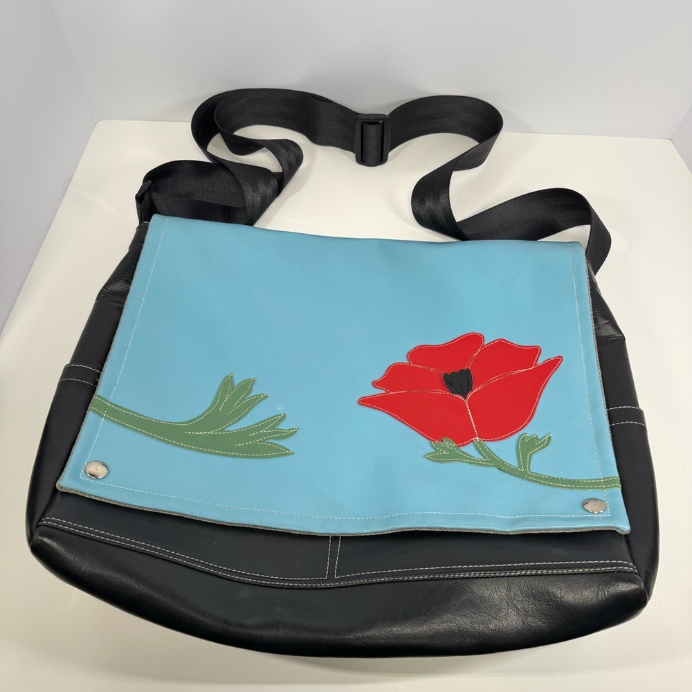 Queen Bee Creations- Chick Pea Blue and Black Shoulder Bag with Red Flower - Picture 3 of 16